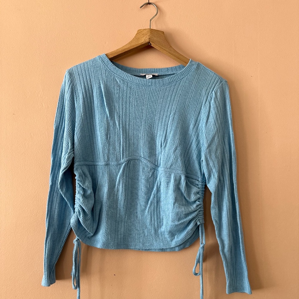 Bar III Blue Cropped Lightweight Sweater